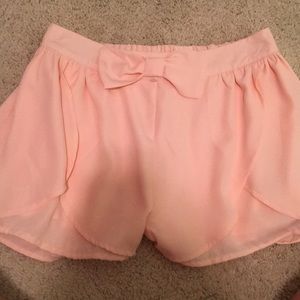 Francesca’s Boutique flow peach shorts